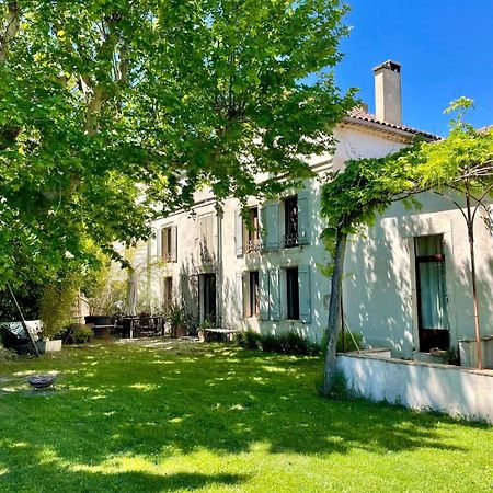 Bed and Breakfast Mas Carita Cabannes Esterno foto