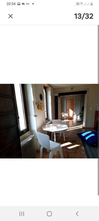 Bed and Breakfast Mas Carita Cabannes Esterno foto